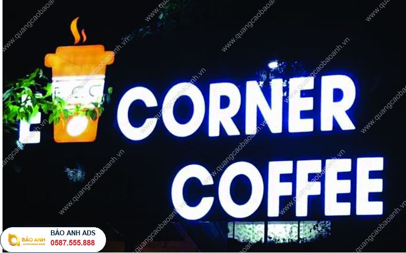 Biển Quảng Cáo Chữ Nổi Mica Gắn Đèn Led