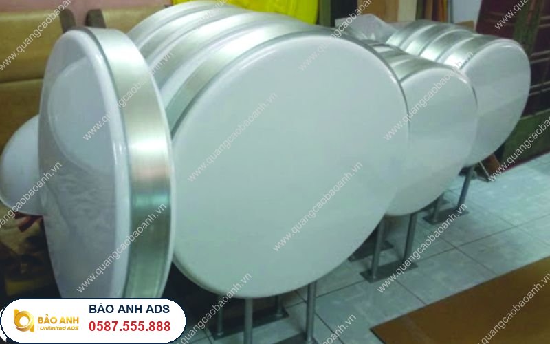 Hộp Đèn Mica Hút Nổi Tại Hải Dương
